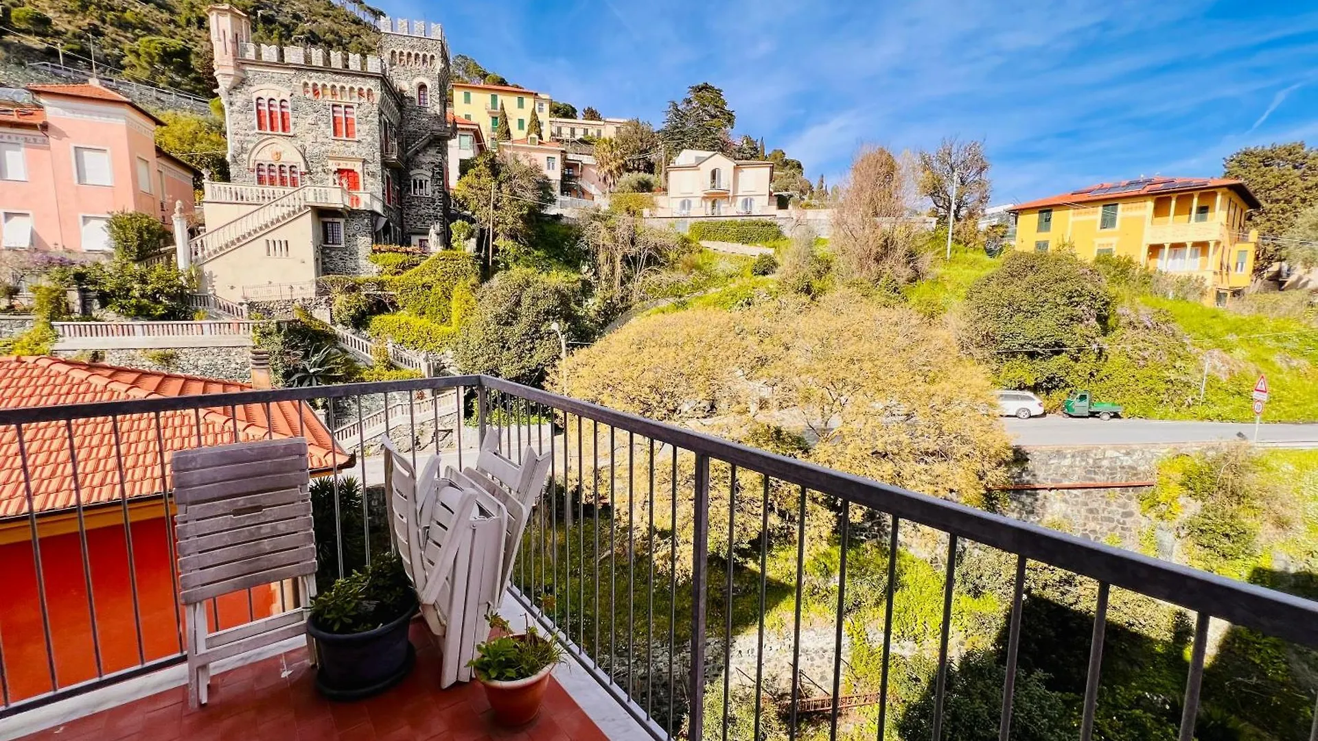 Oltremare Central Apartment Levanto